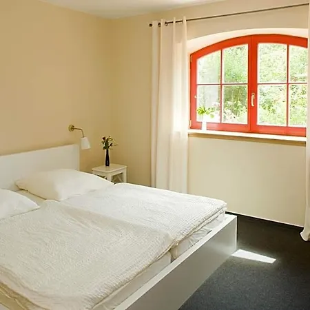 Hotel Kulturgasthof Alte Reederei 4*